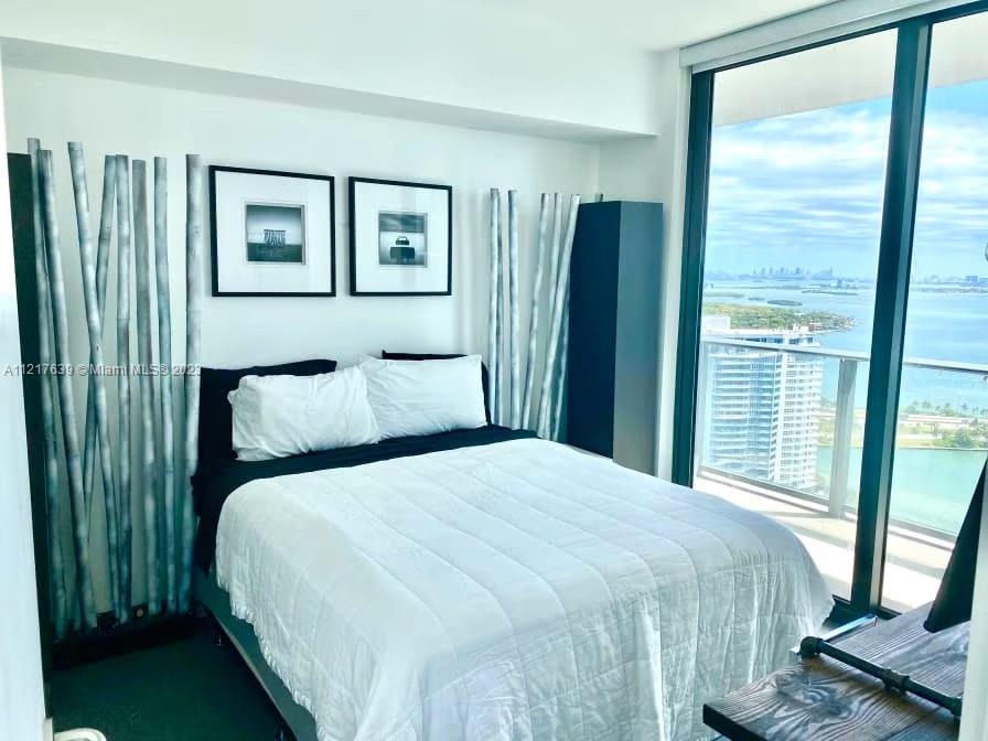PARAISO BAYVIEWS CONDO - Residential