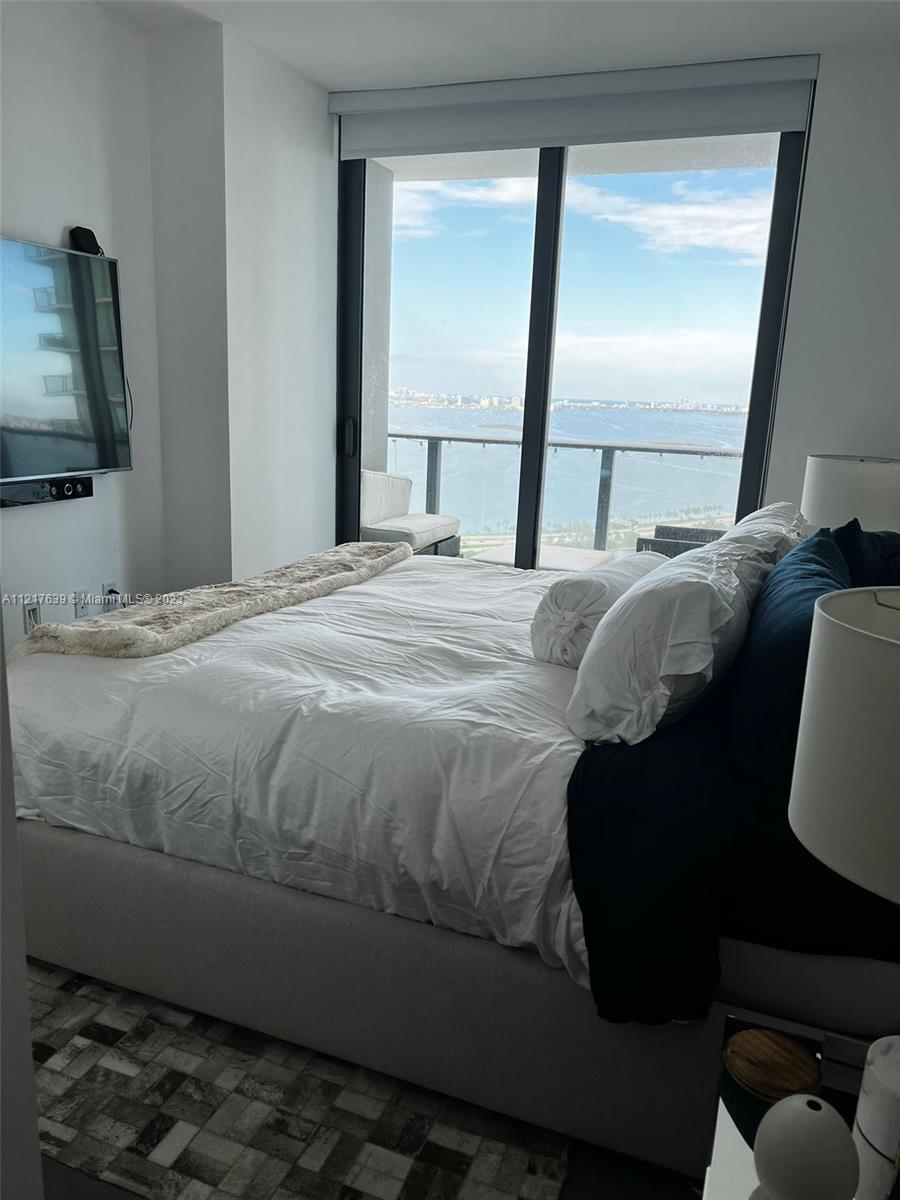 PARAISO BAYVIEWS CONDO - Residential