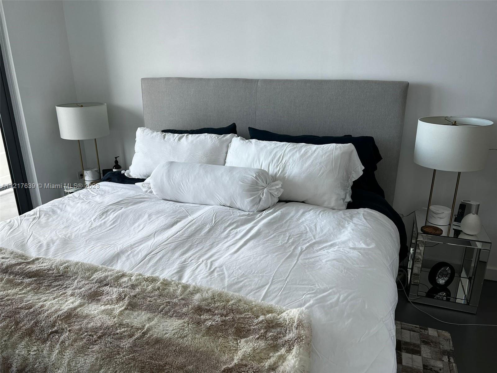 PARAISO BAYVIEWS CONDO - Residential