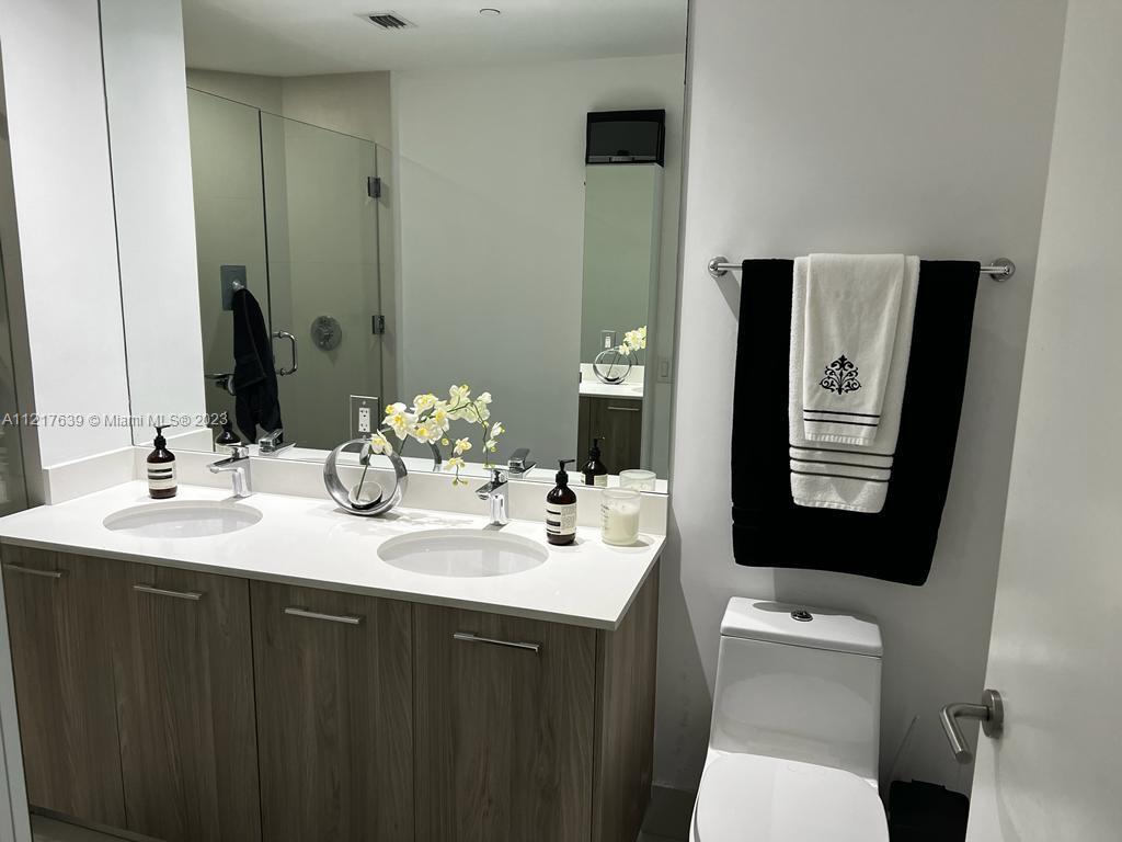 PARAISO BAYVIEWS CONDO - Residential