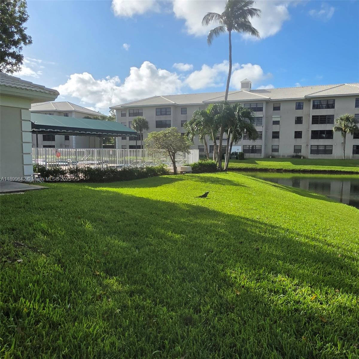 WHITEHALL CONDO AT CAMINO - Residential