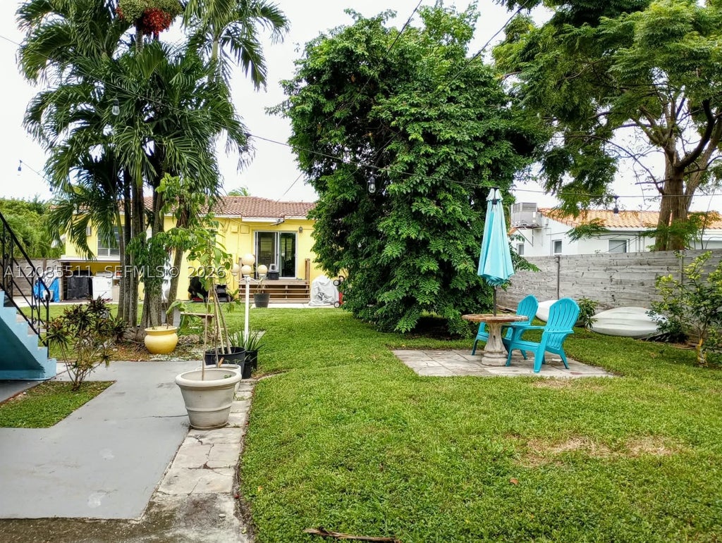 Photo of 2463 Dewey St #2, Hollywood, FL 33020 (MLS # A12085511)