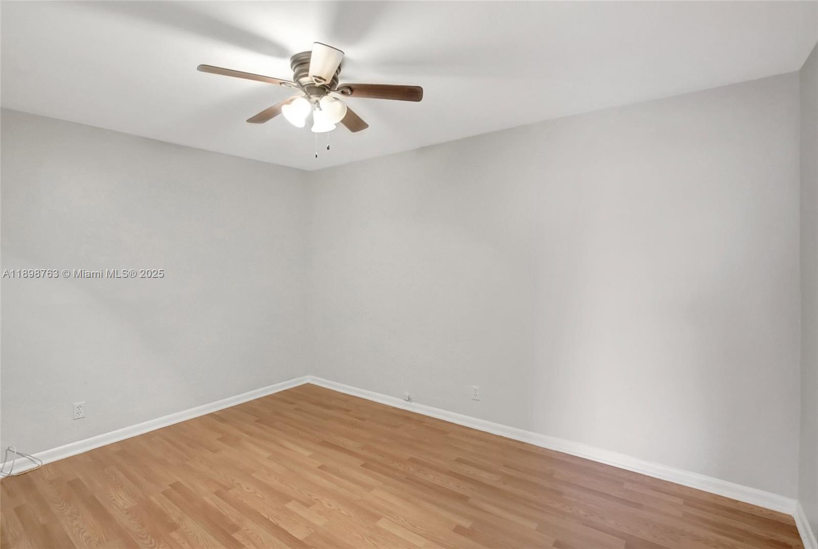 PLANTATION GARDENS 4TH SE - Residential Lease