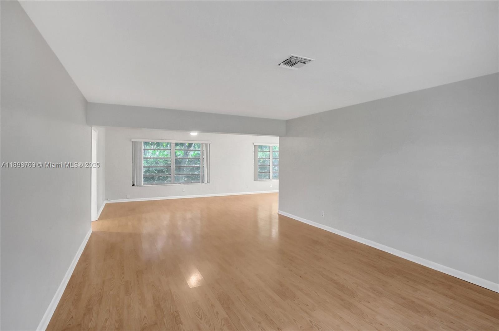 PLANTATION GARDENS 4TH SE - Residential Lease