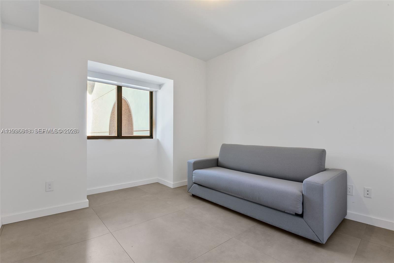 ONE PARAISO CONDO - Residential