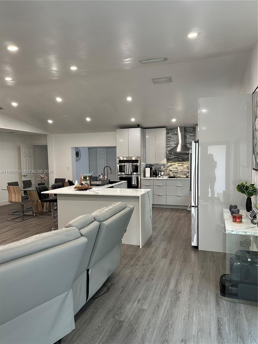 WEST MILLER HEIGHTS SEC 1 - Residential