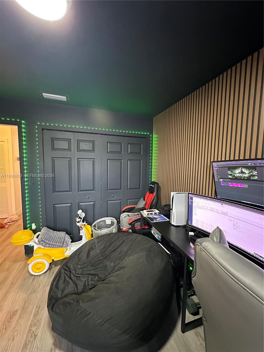 WEST MILLER HEIGHTS SEC 1 - Residential