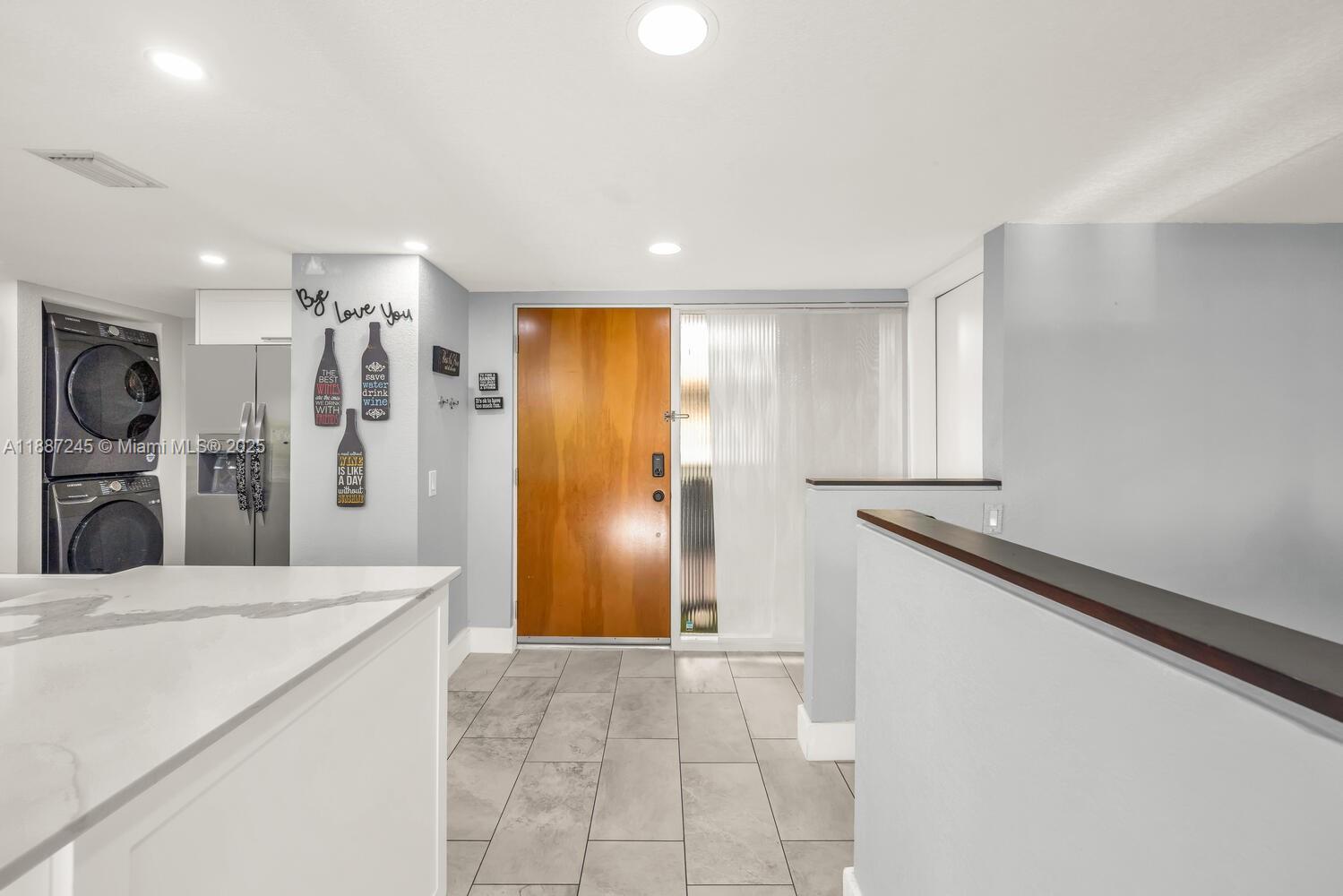 SEC 48 ATRIUMS AT SNAPPER - Residential