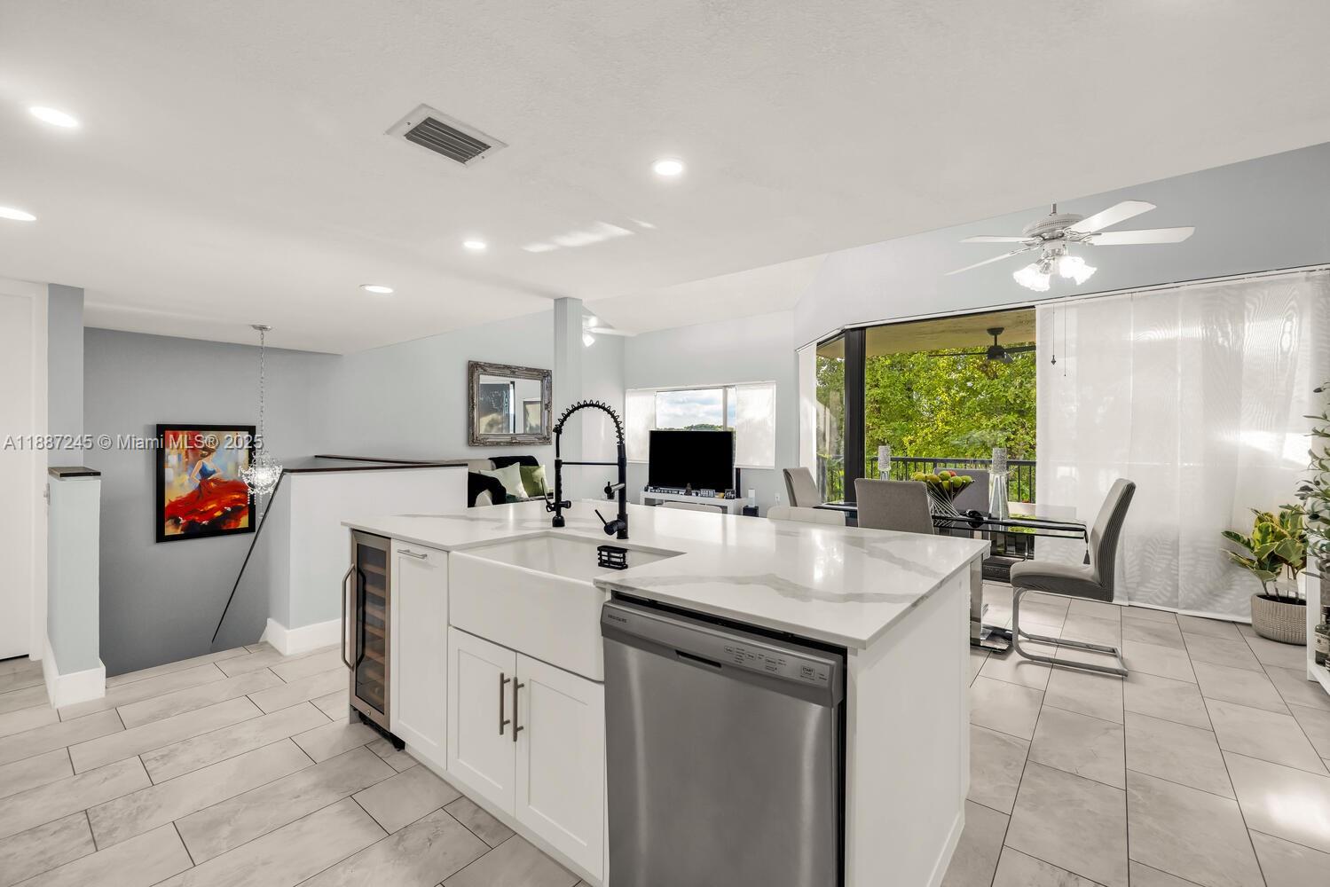 SEC 48 ATRIUMS AT SNAPPER - Residential