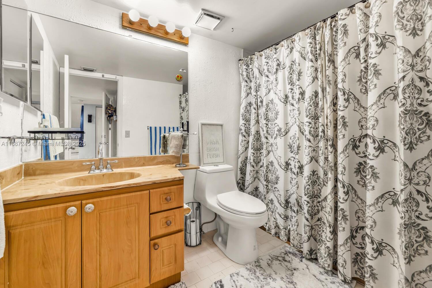 SEC 48 ATRIUMS AT SNAPPER - Residential