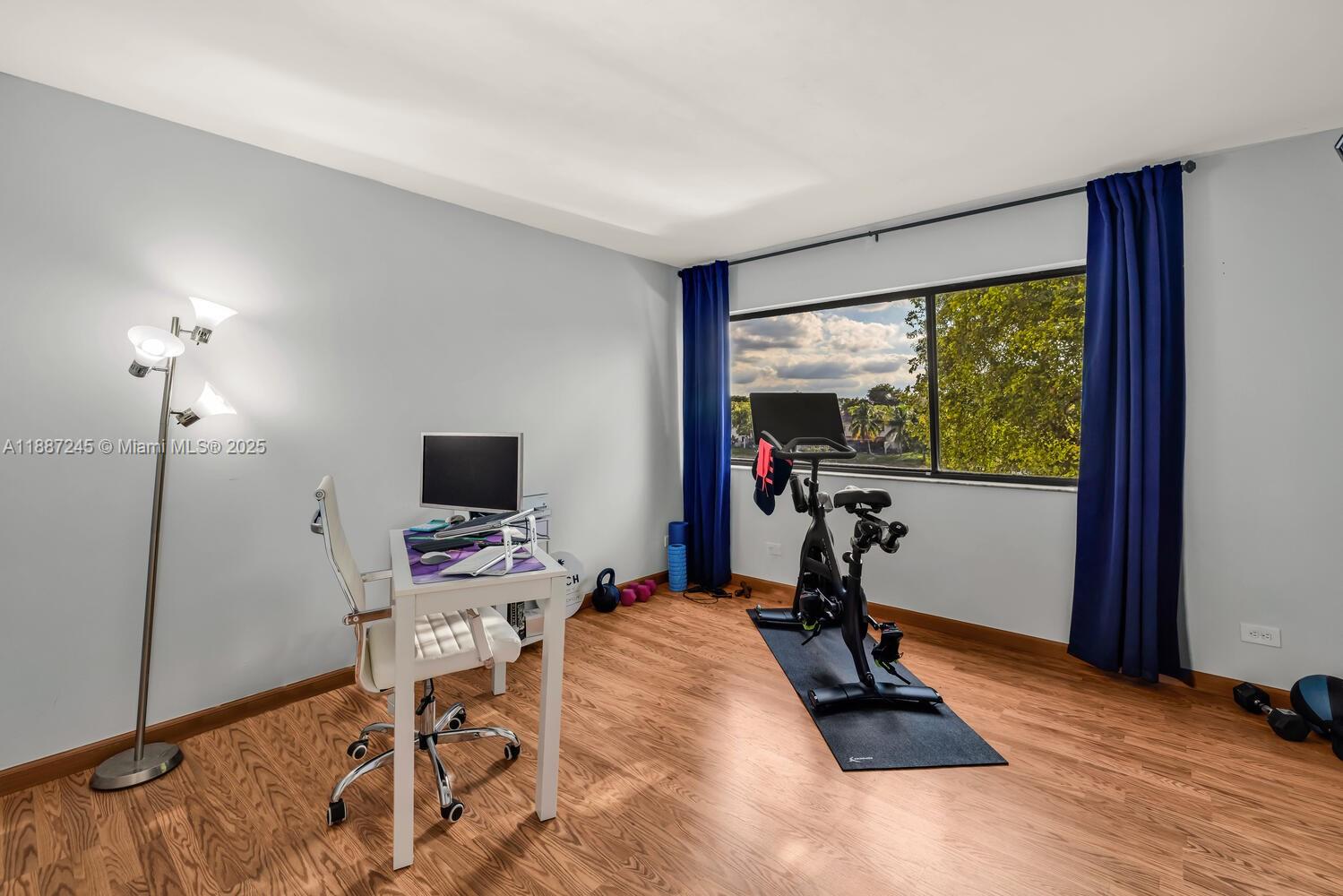 SEC 48 ATRIUMS AT SNAPPER - Residential