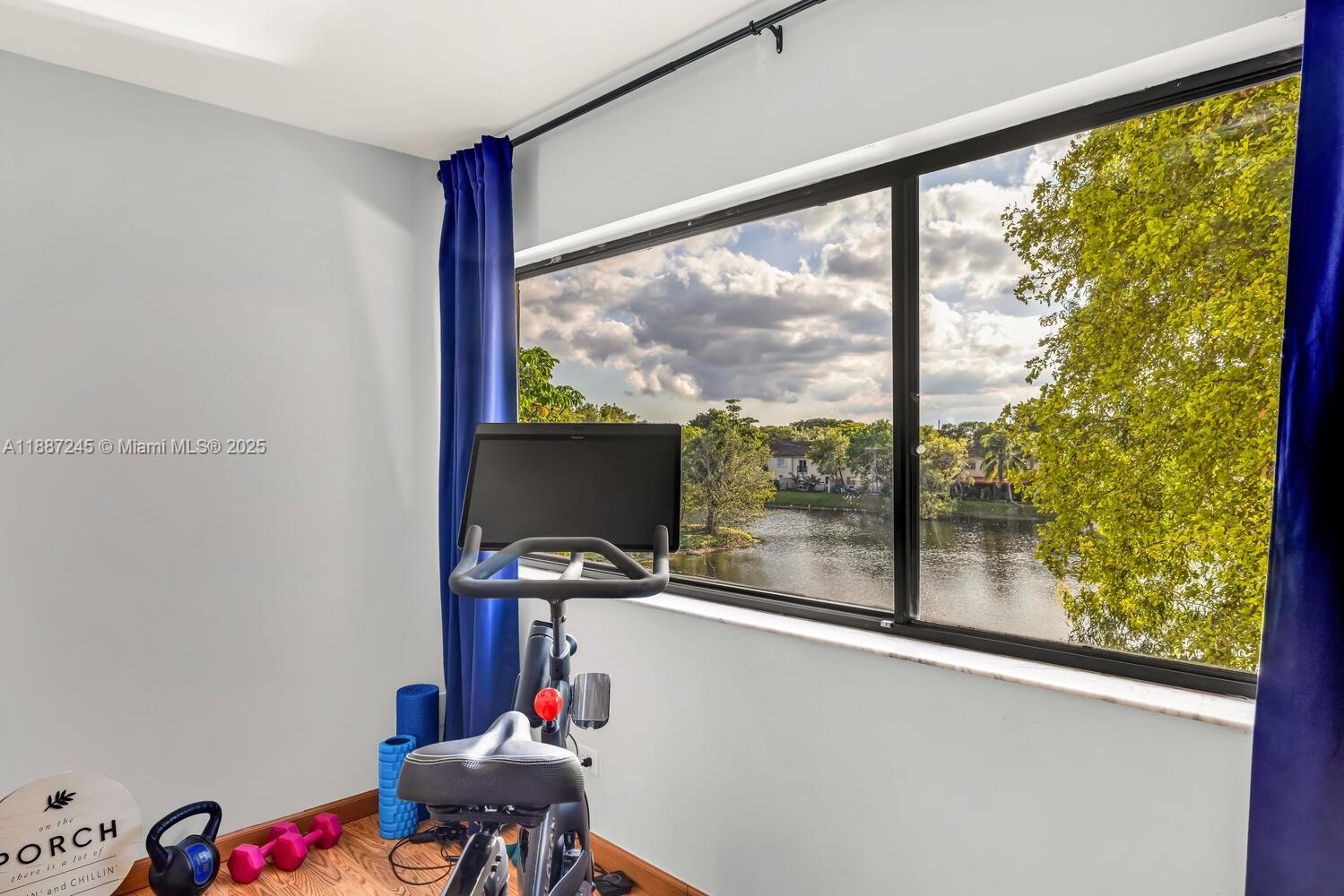 SEC 48 ATRIUMS AT SNAPPER - Residential