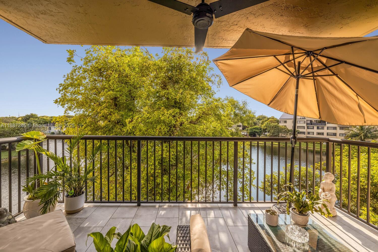 SEC 48 ATRIUMS AT SNAPPER - Residential