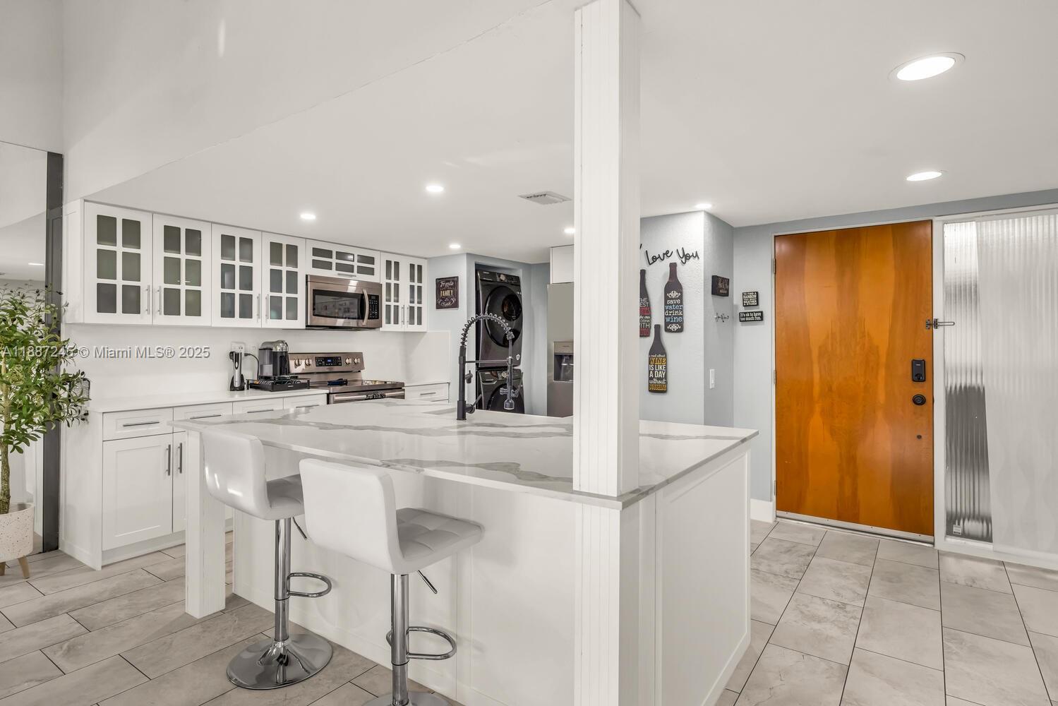 SEC 48 ATRIUMS AT SNAPPER - Residential