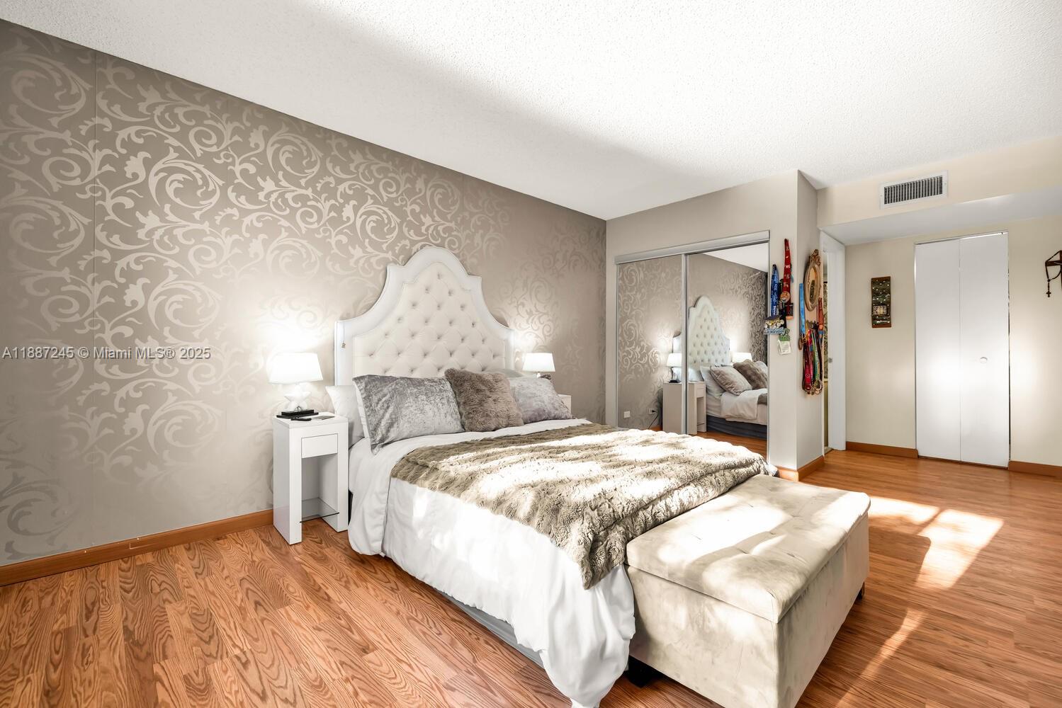 SEC 48 ATRIUMS AT SNAPPER - Residential