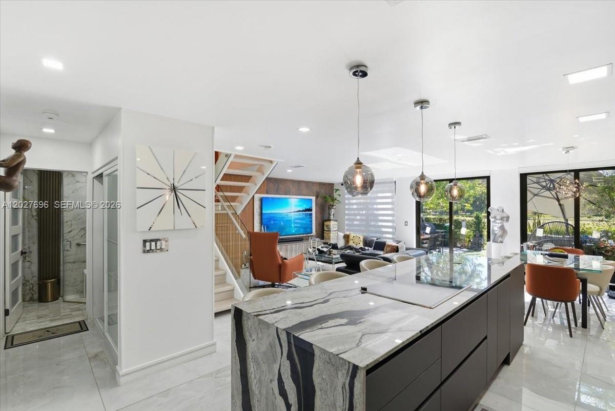 COSTA DEL SOL CONDO P - Residential