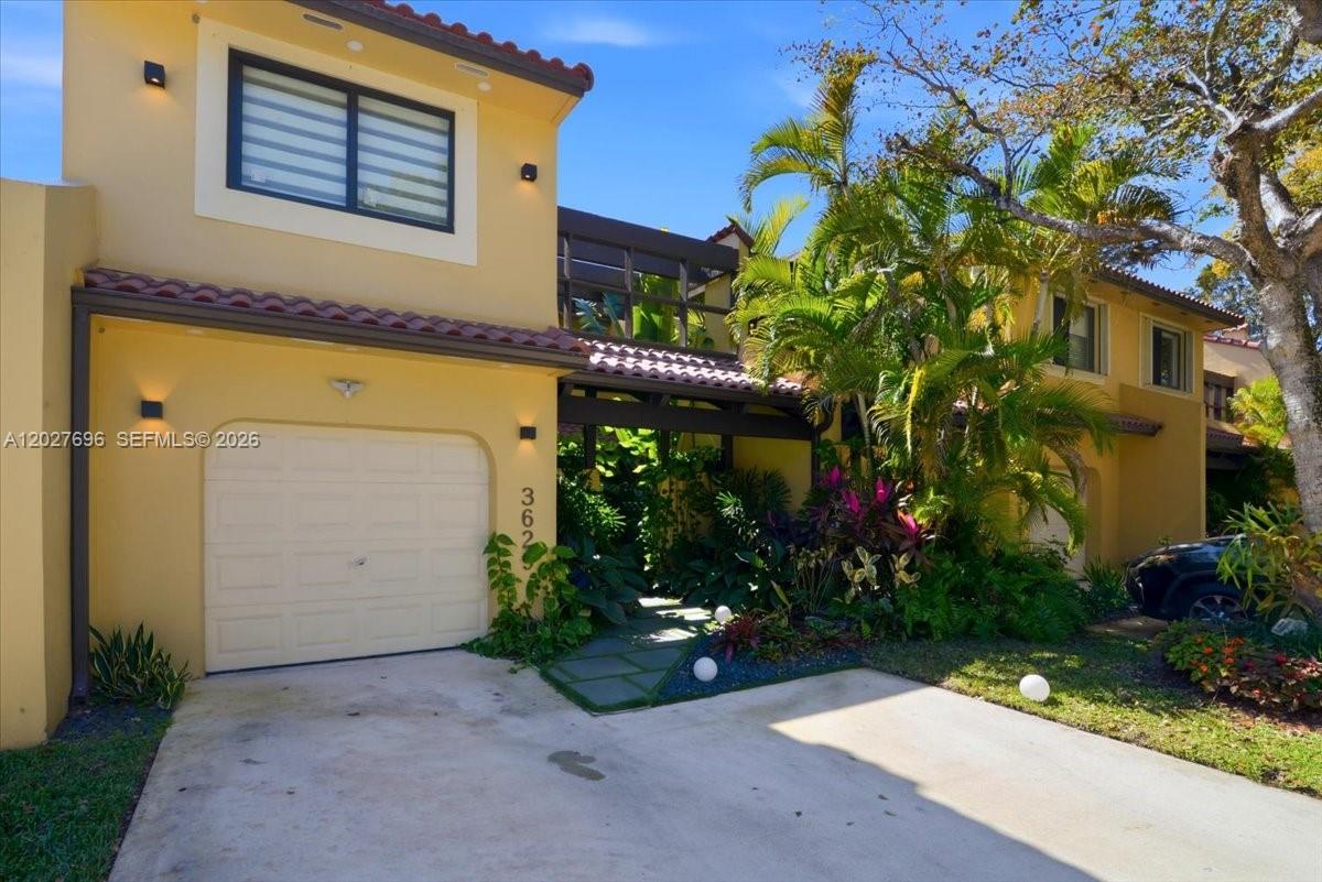 COSTA DEL SOL CONDO P - Residential