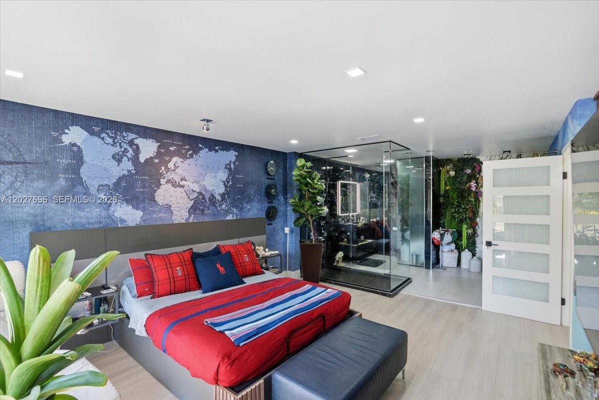 COSTA DEL SOL CONDO P - Residential