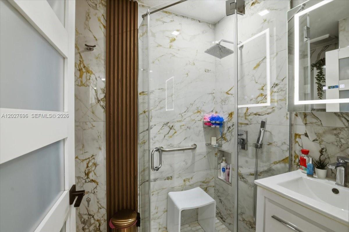 COSTA DEL SOL CONDO P - Residential