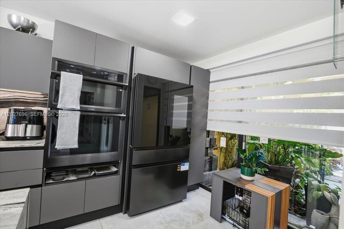 COSTA DEL SOL CONDO P - Residential