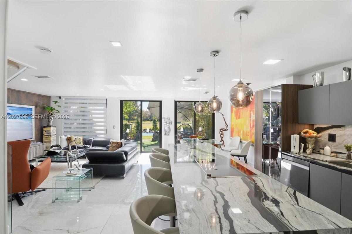 COSTA DEL SOL CONDO P - Residential