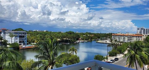 2457 Collins Ave 606 Miami Beach FL 33140