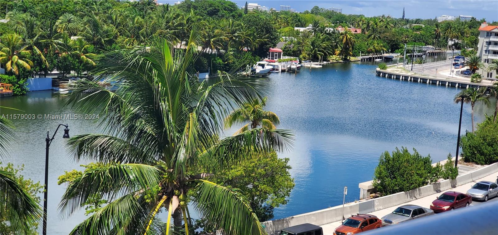 THE ROYAL CLUB CONDO - Residential