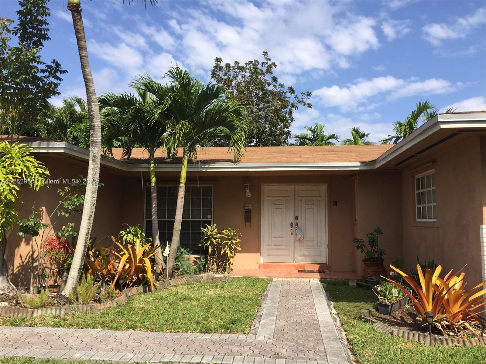 KENDALE LAKES SEC TWO - Residential Lease