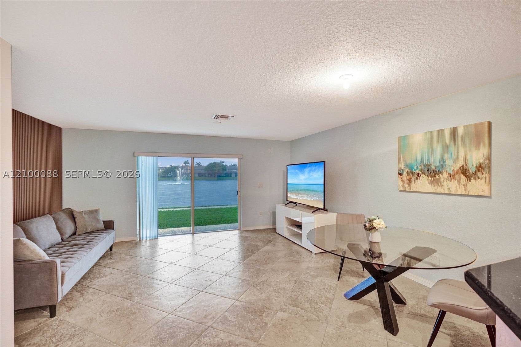 5929 Royal Way 5929