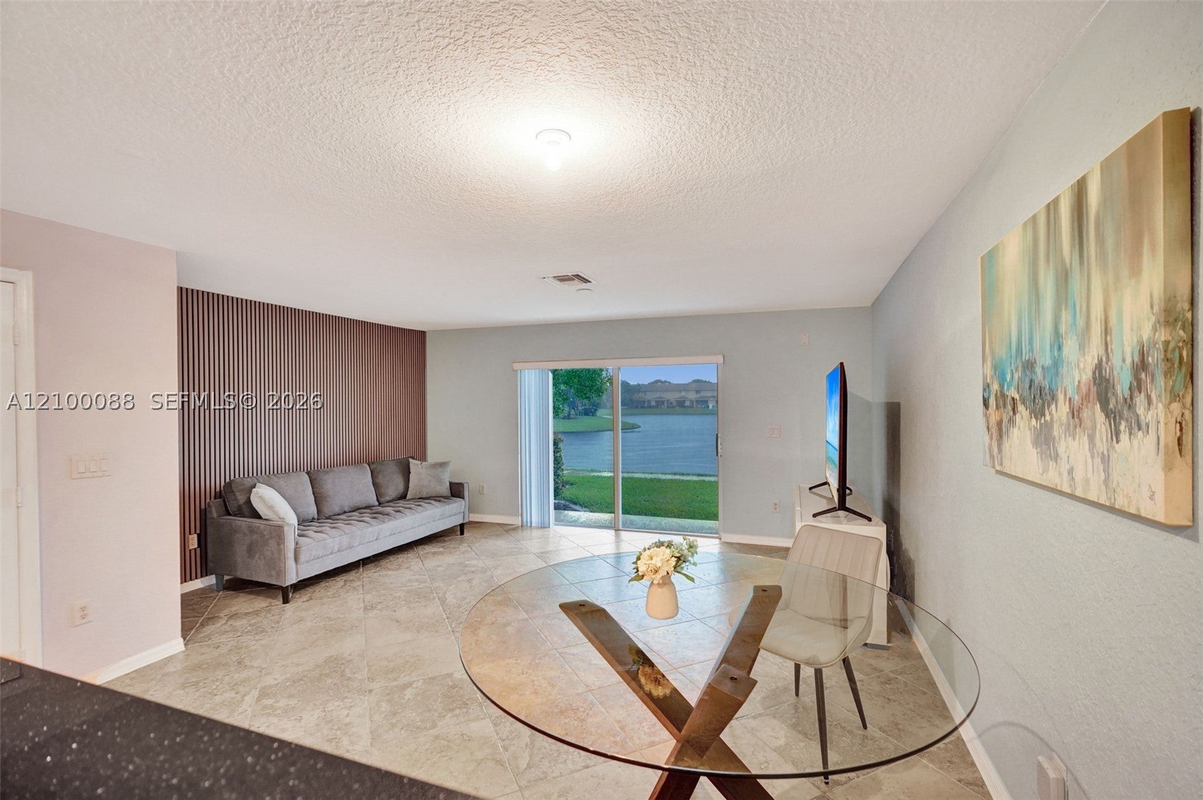 5929 Royal Way 5929