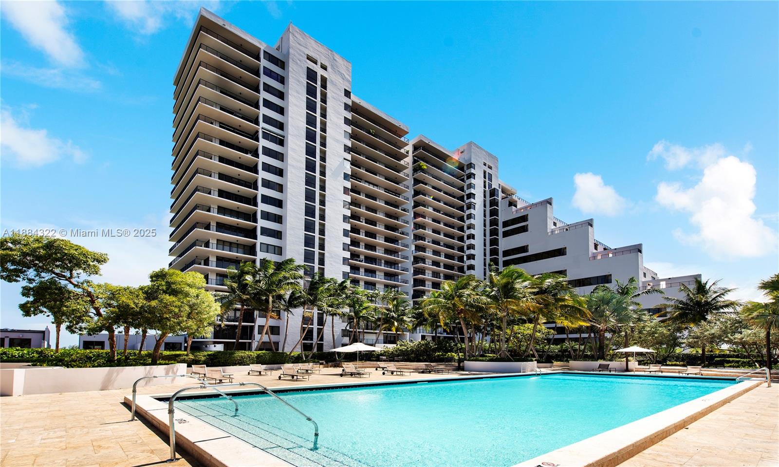 ONE THOUSAND VENETIAN WAY - Residential