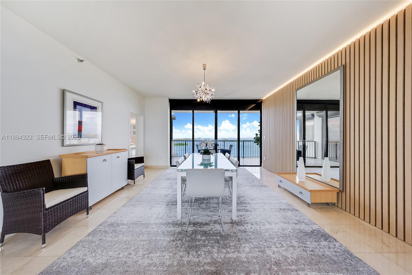 ONE THOUSAND VENETIAN WAY - Residential