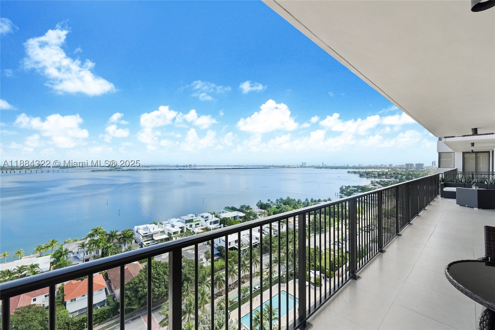 1000 Venetian Way 1902, Miami FL 33139