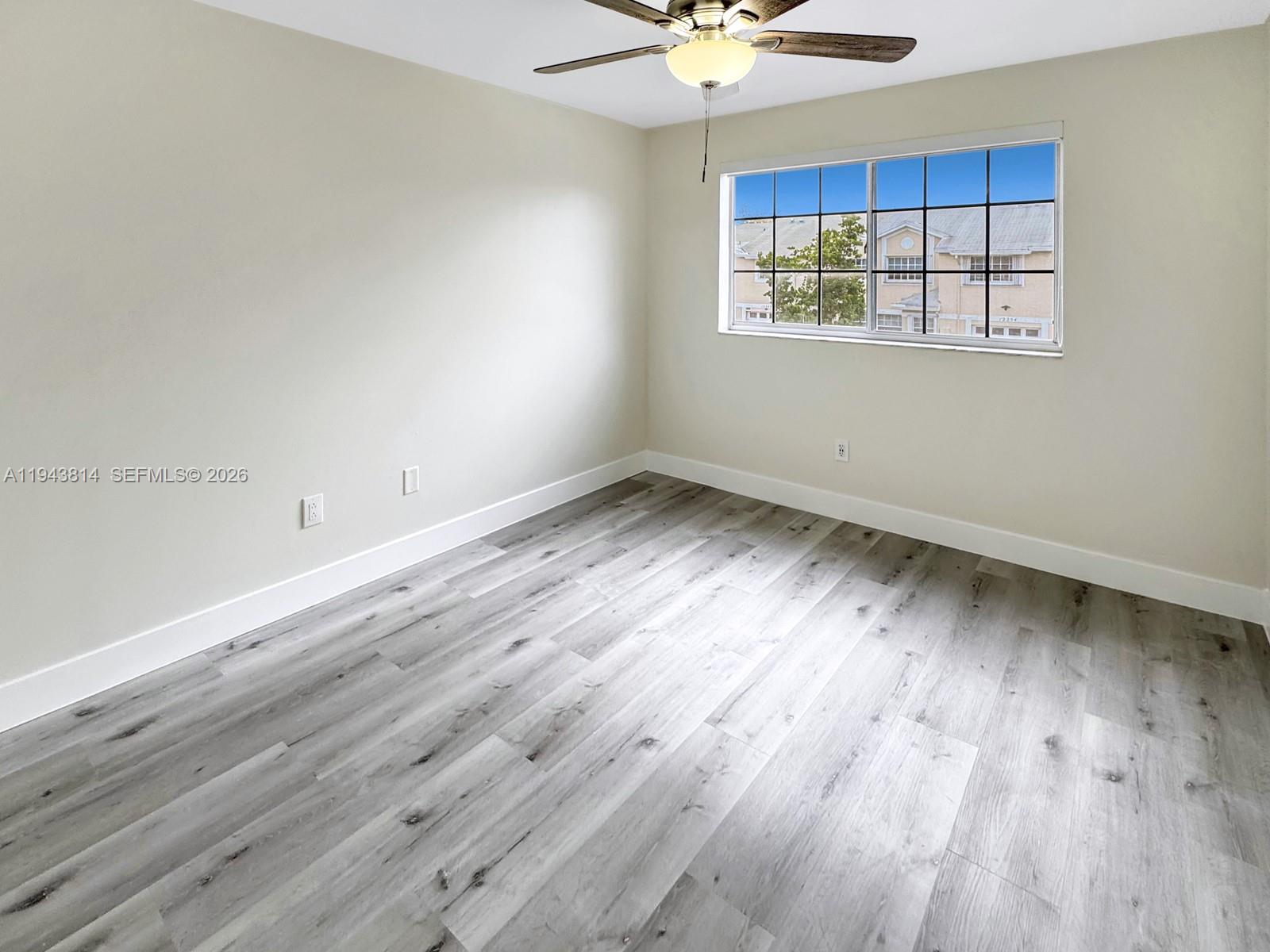 FLAMINGO GARDENS - Residential