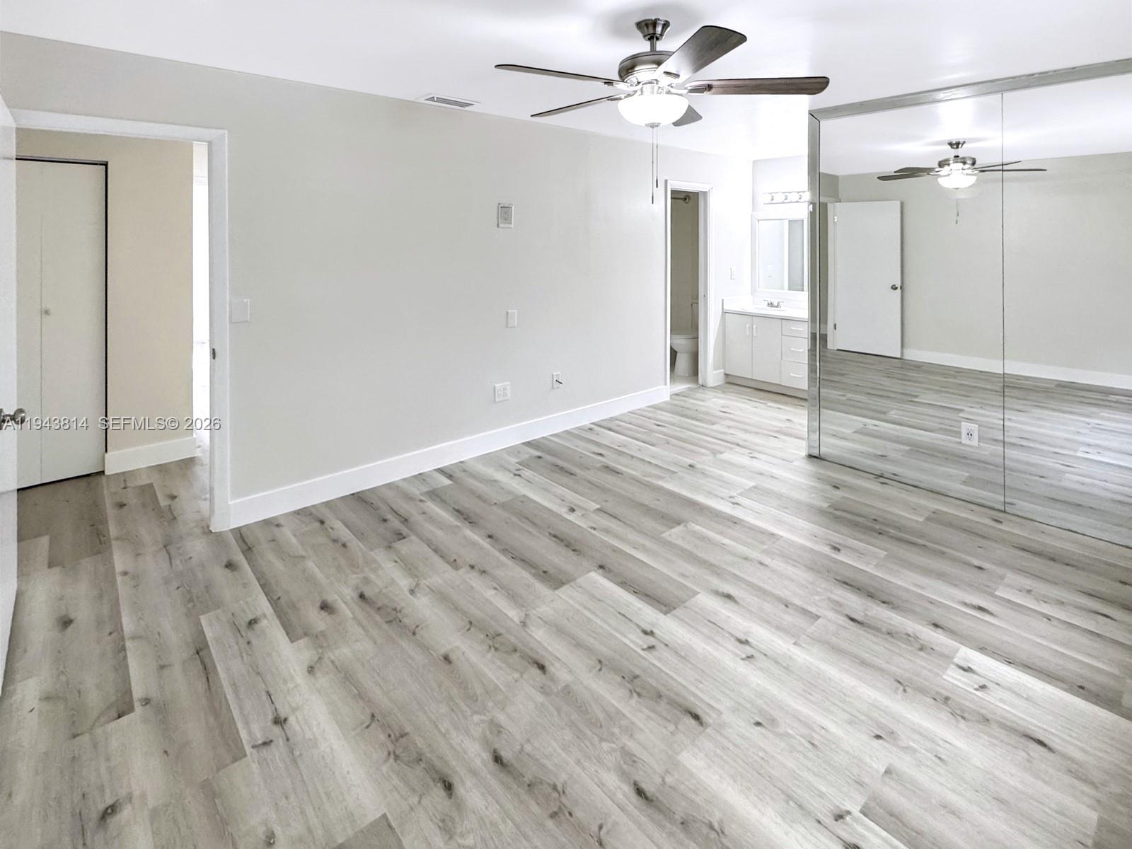 FLAMINGO GARDENS - Residential