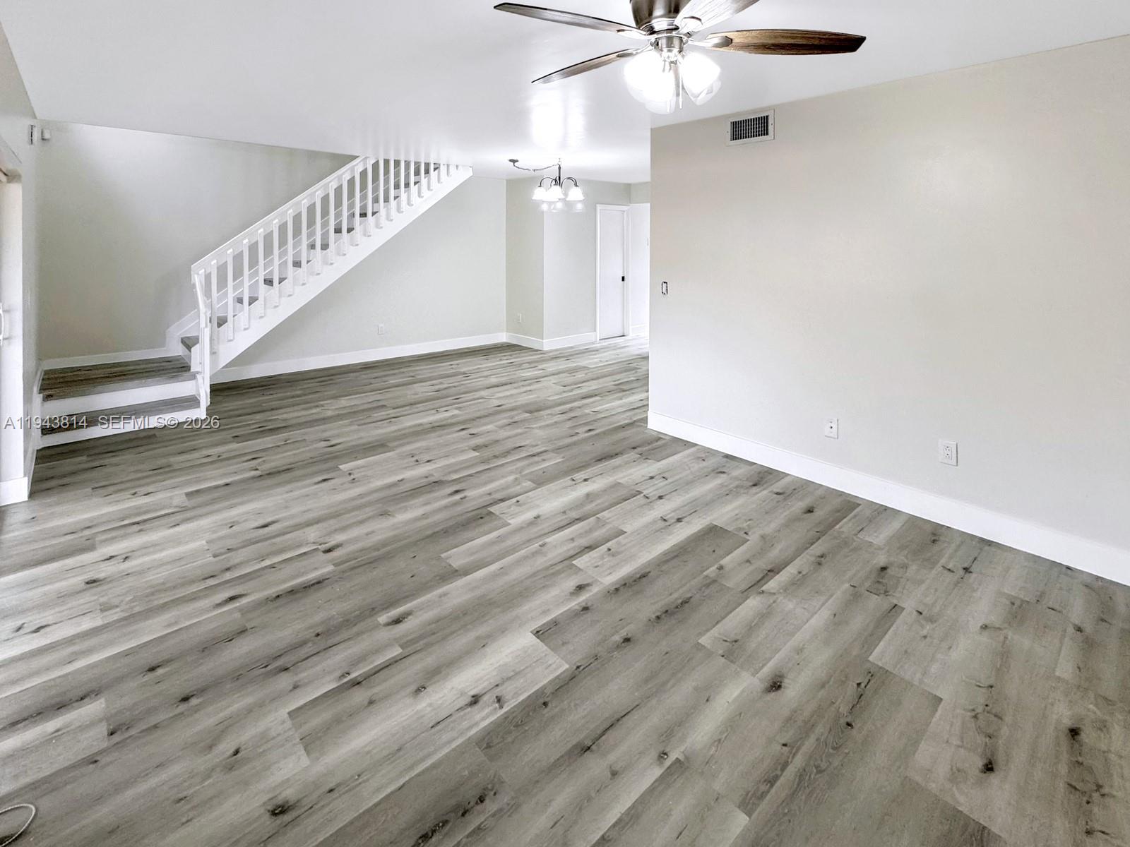 FLAMINGO GARDENS - Residential