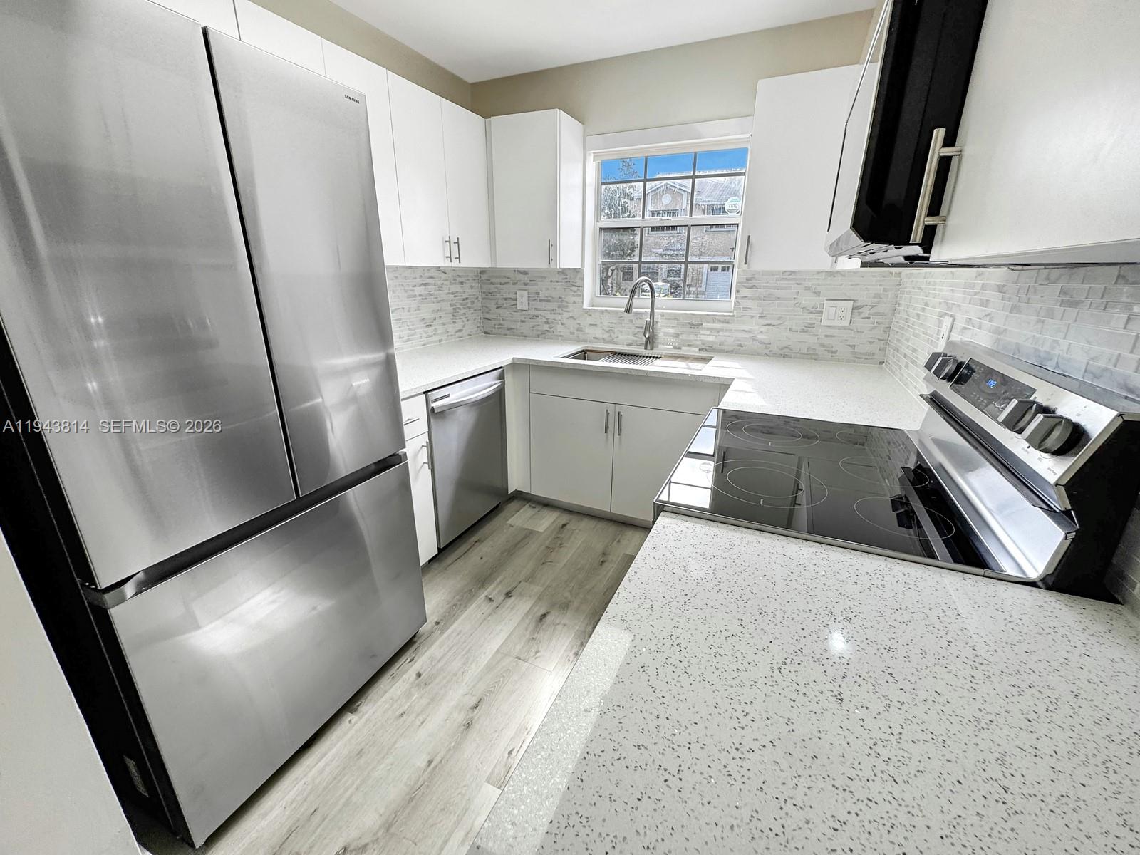 FLAMINGO GARDENS - Residential