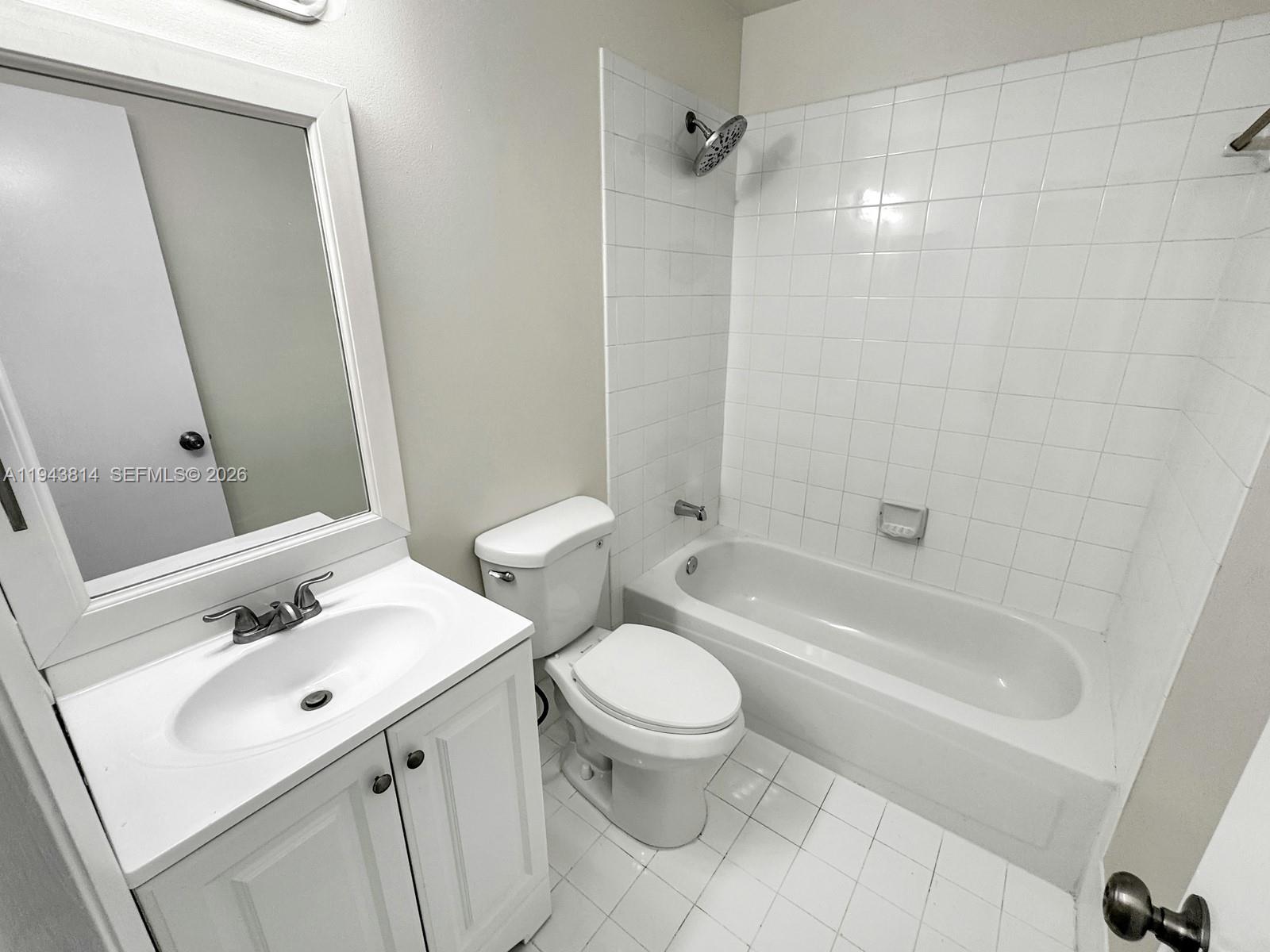 FLAMINGO GARDENS - Residential