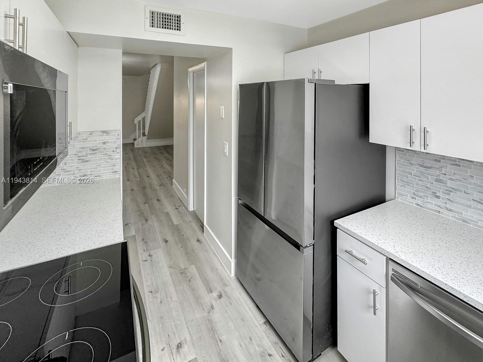 FLAMINGO GARDENS - Residential