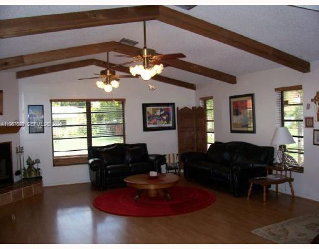 Photo of 11520 NW 26th St, Plantation, FL 33323 (MLS # A11967692)