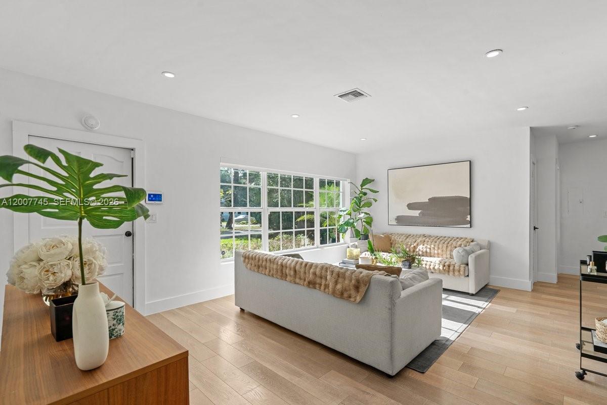 GRIFFING BISCAYNE PARK ES - Residential