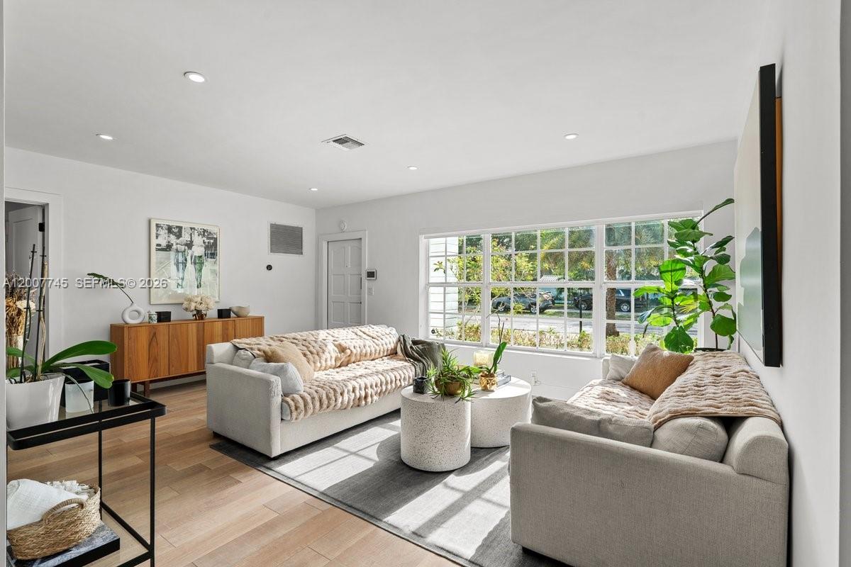 GRIFFING BISCAYNE PARK ES - Residential