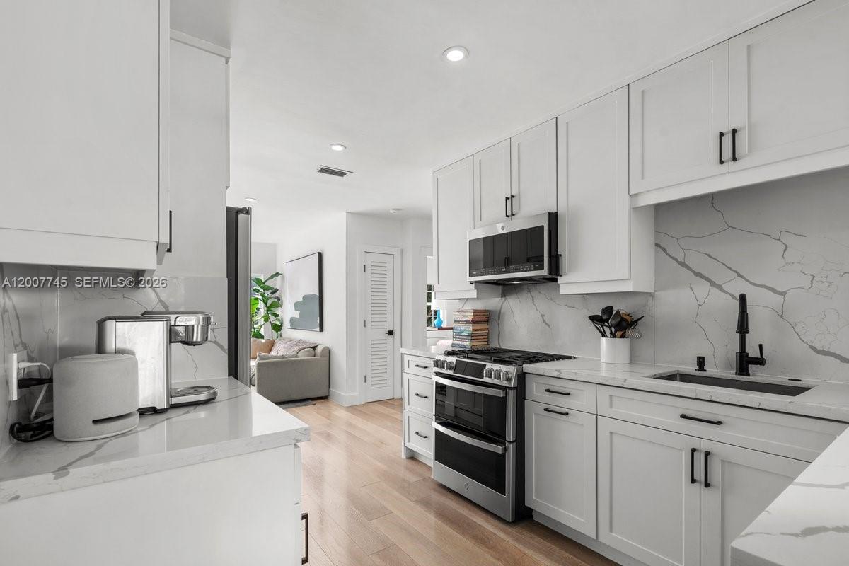 GRIFFING BISCAYNE PARK ES - Residential