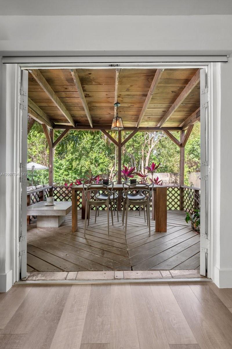 GRIFFING BISCAYNE PARK ES - Residential