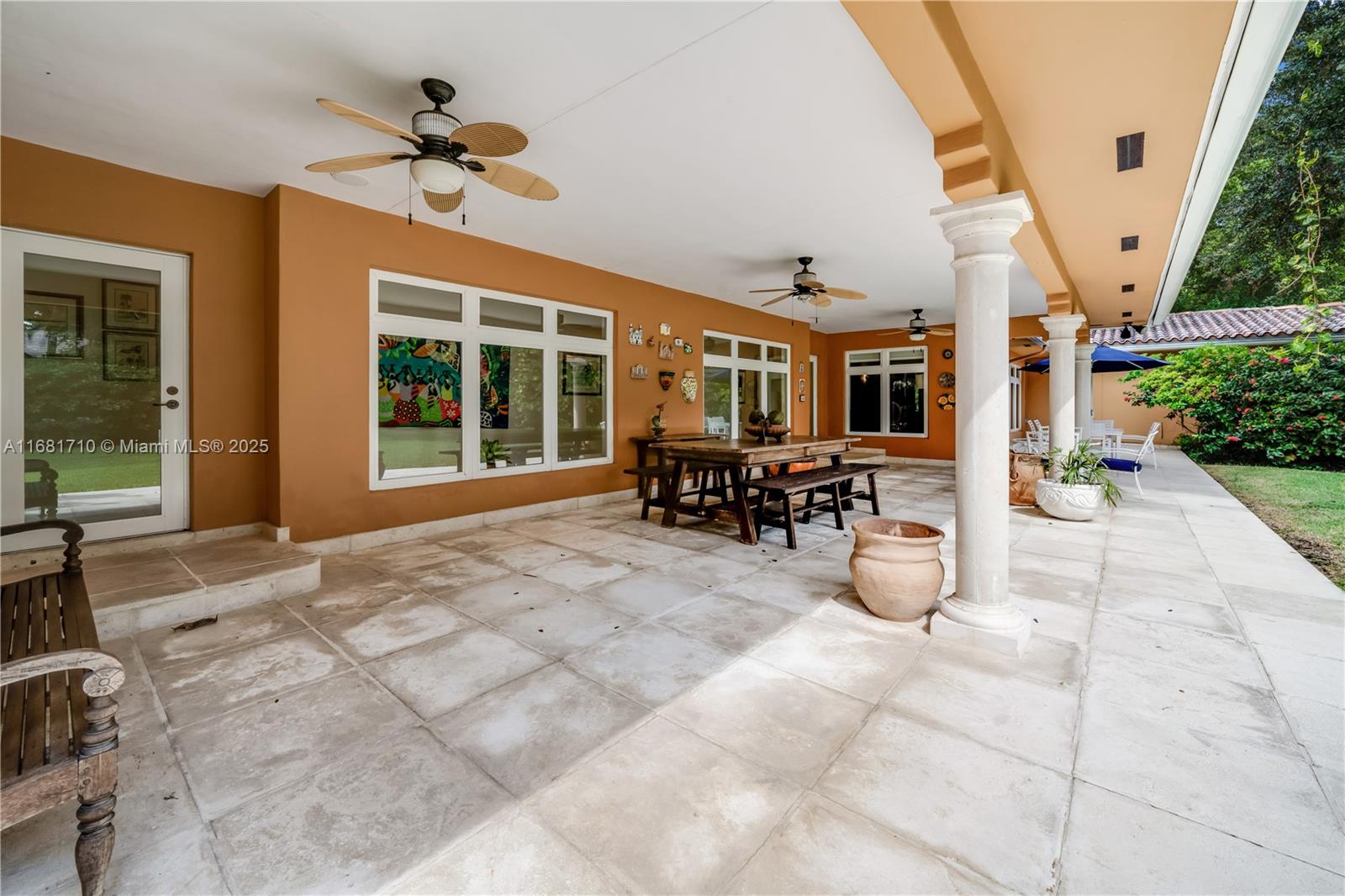 CORAL GABLES BISC BAY SEC - Residential