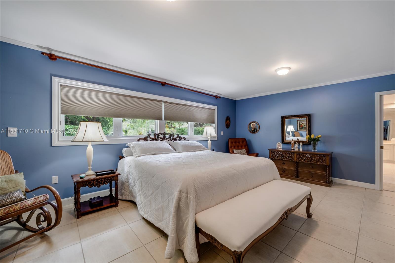 CORAL GABLES BISC BAY SEC - Residential