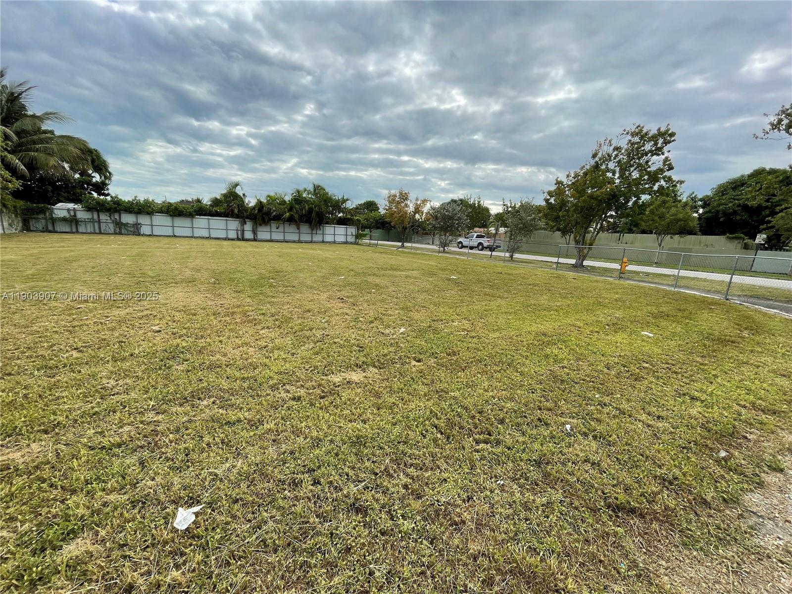 PALMLAND HOMES SOUTH NO 5 - Land