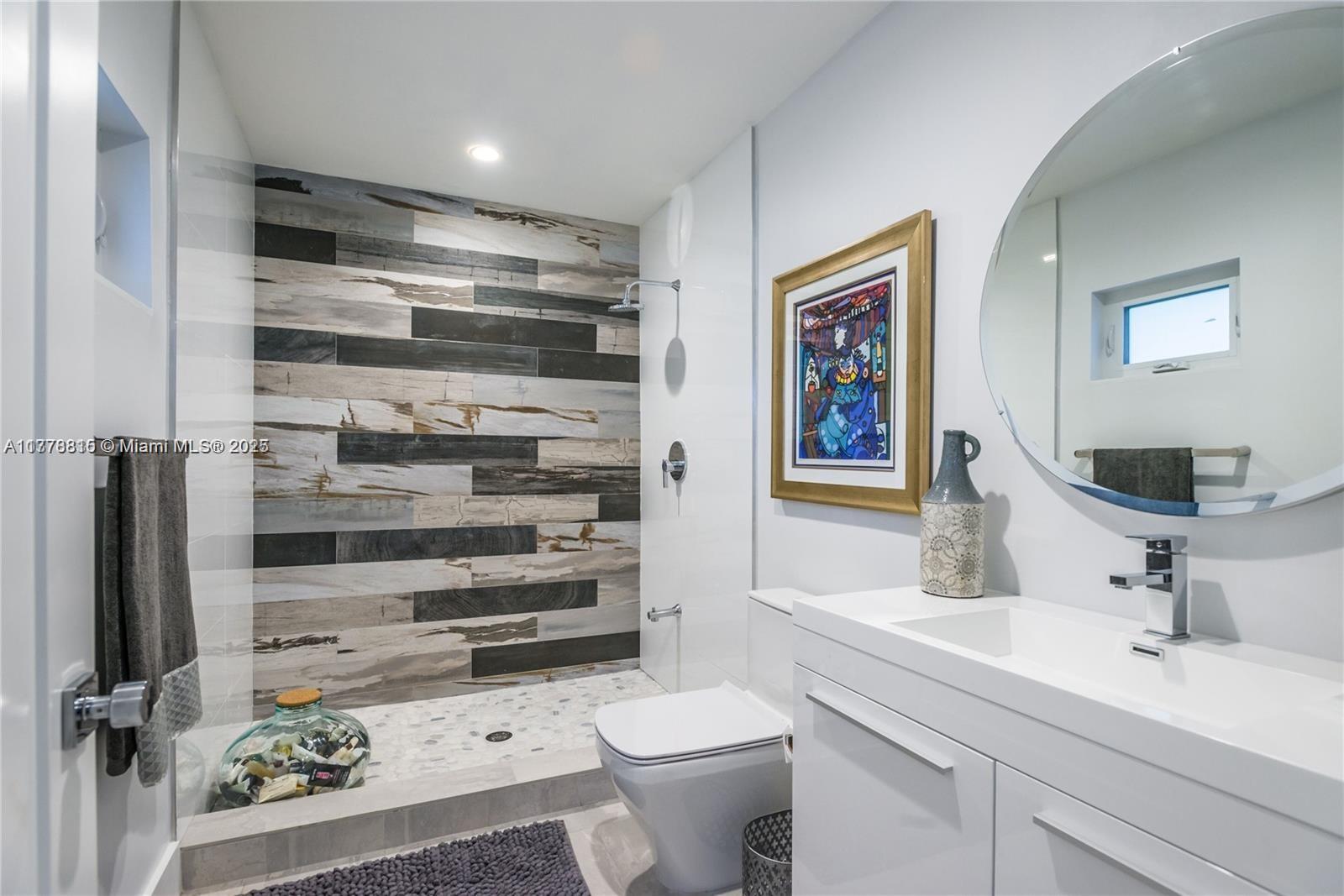 KENDALE SOUTH SEC 1 - Residential