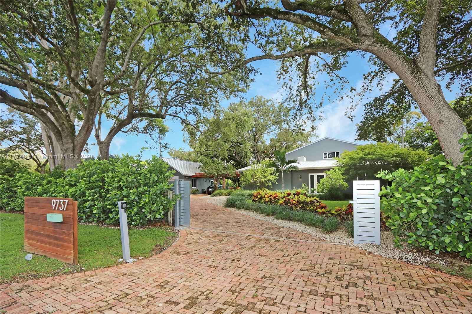 KENDALE SOUTH SEC 1 - Residential