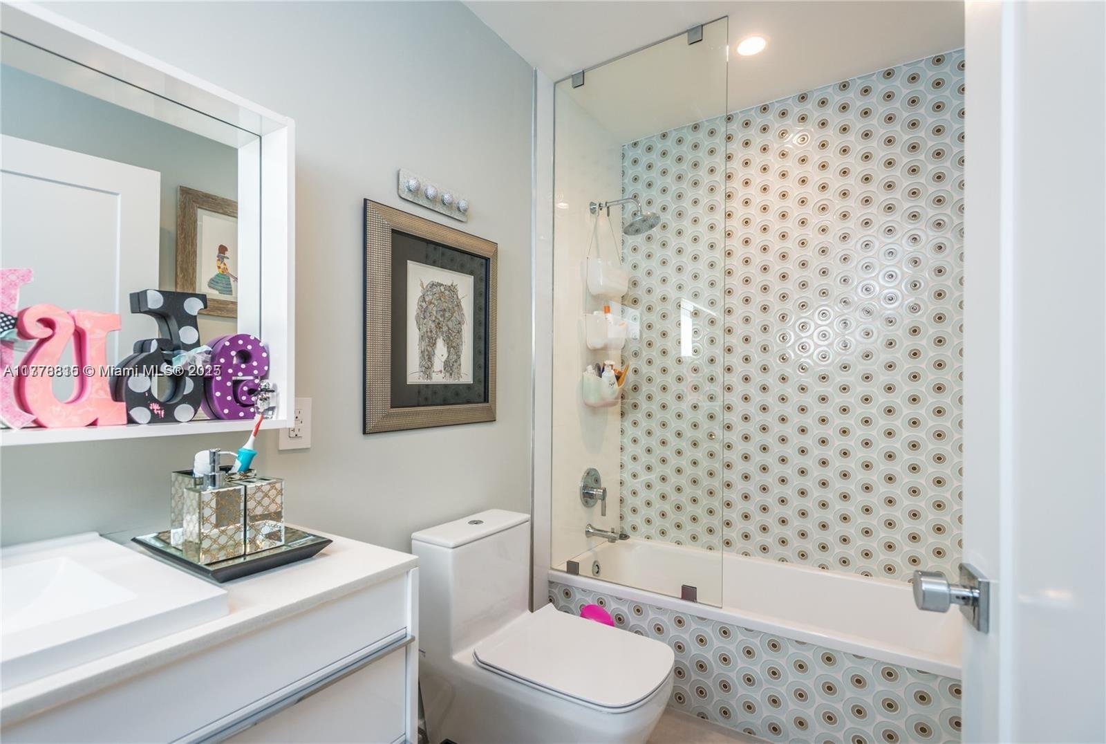 KENDALE SOUTH SEC 1 - Residential